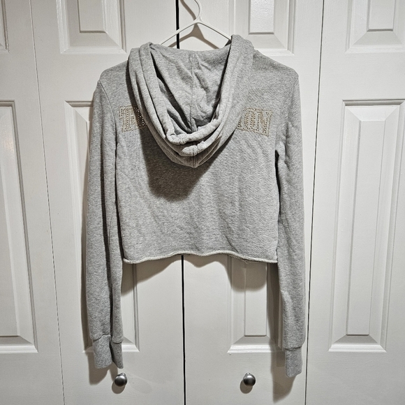 TRUE Religion Studded Bedazzled Gray Cropped Pintuck Pullover Hoodie Size Small - Picture 7 of 13